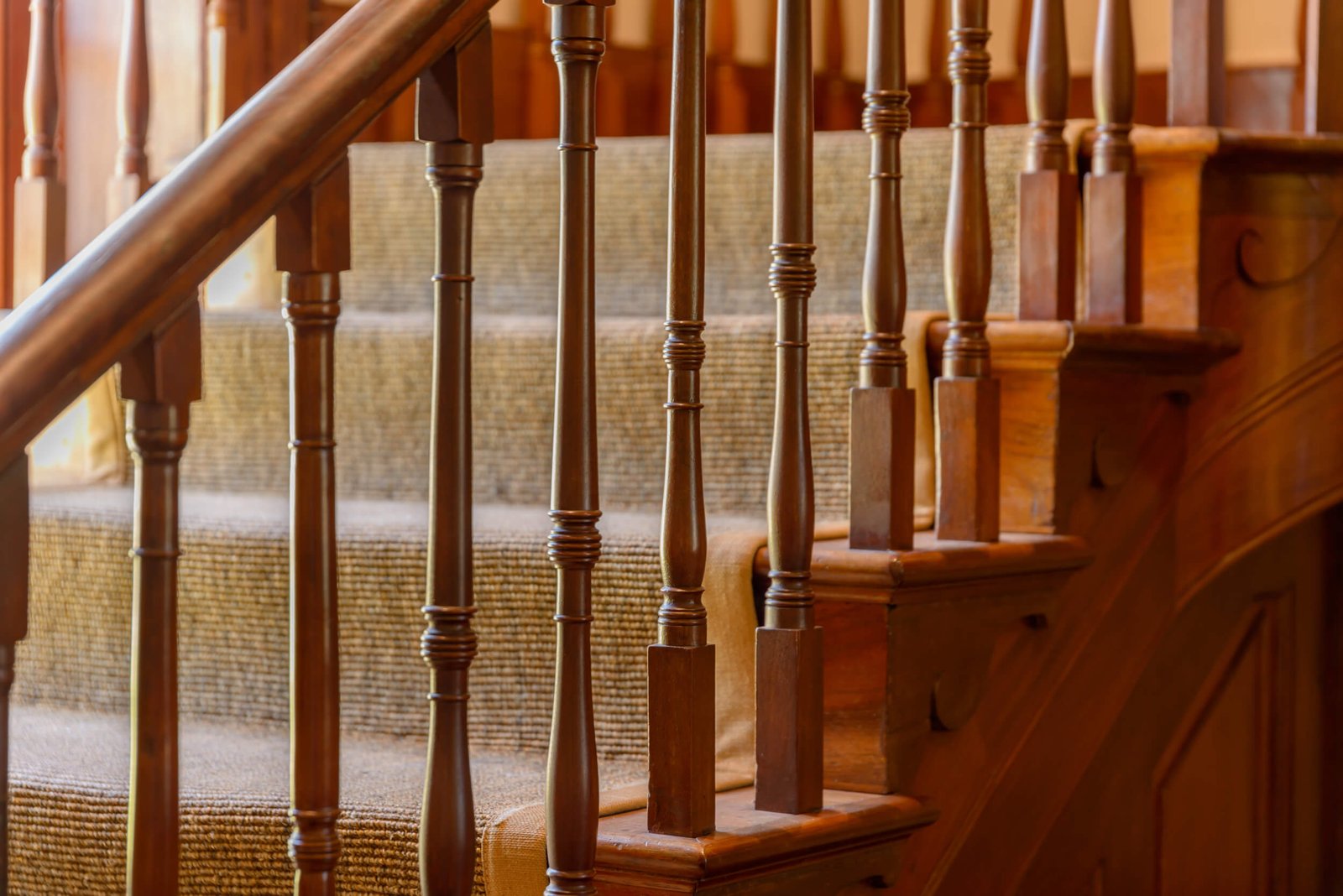 Decorative Wooden Spindles railing
