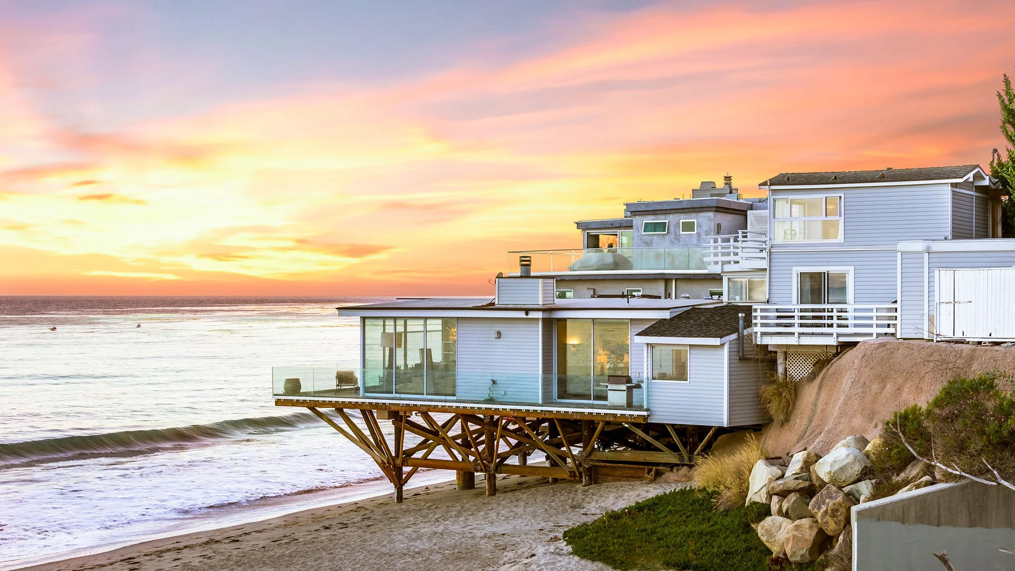 Beachfront Homes